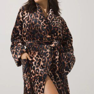 SOMA EMBRACEABLE Plush Short Robe, SIZE L/XL